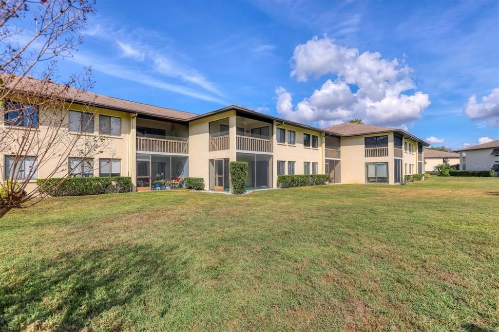 For Rent: $1,975 (2 beds, 2 baths, 1108 Square Feet)