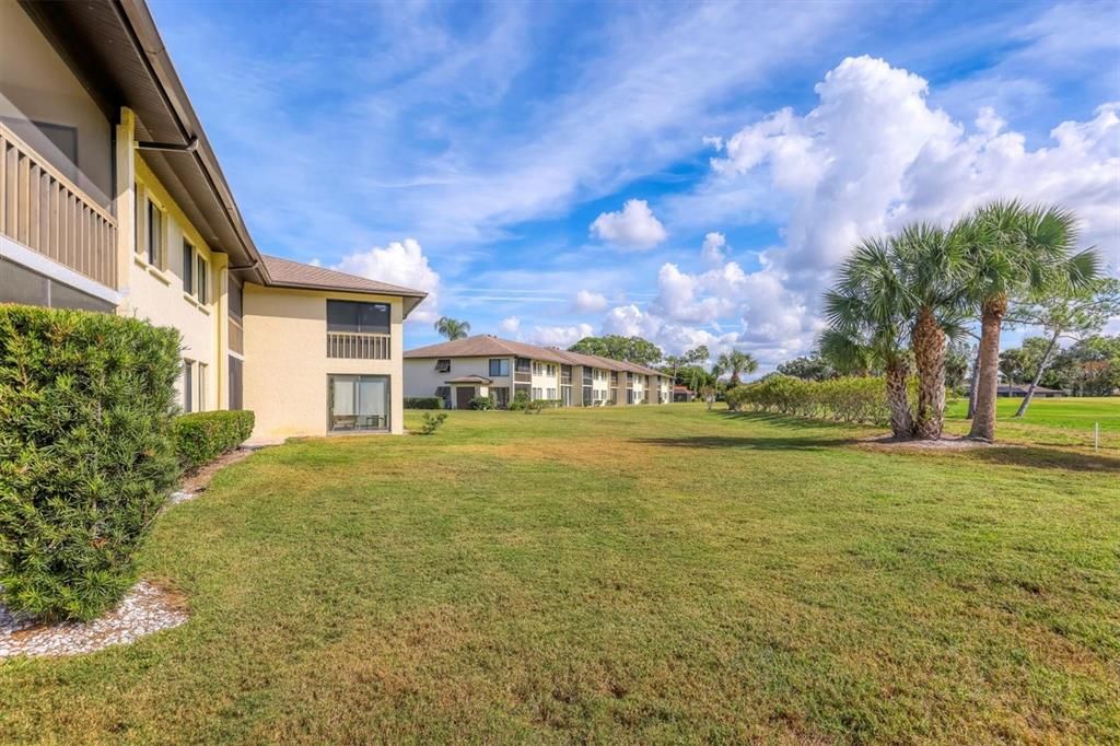 For Rent: $1,975 (2 beds, 2 baths, 1108 Square Feet)