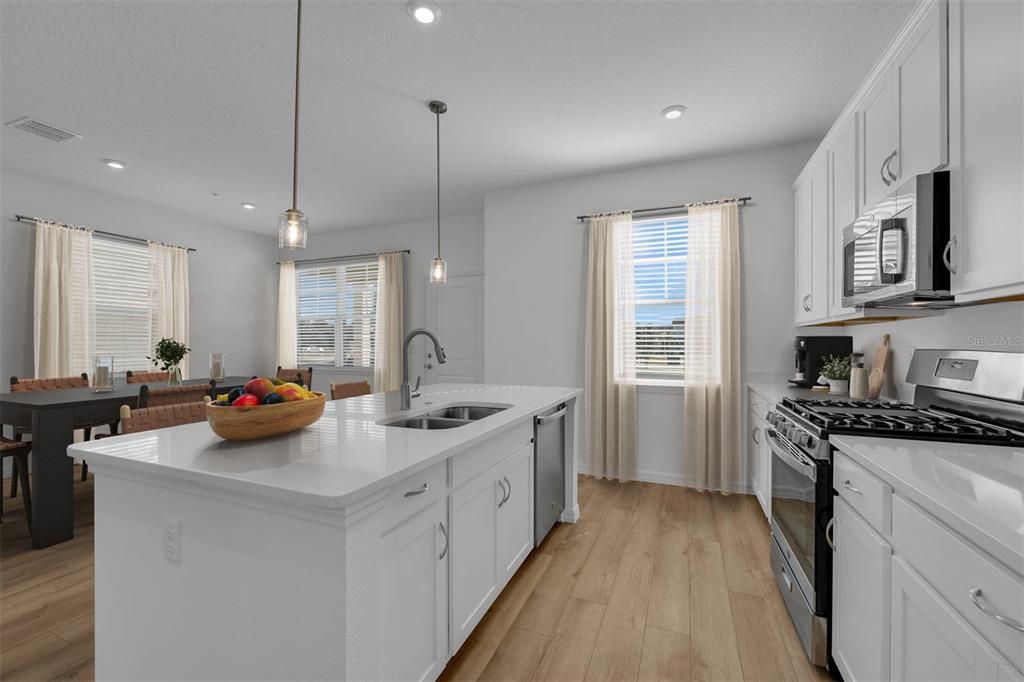 For Sale: $361,990 (3 beds, 2 baths, 1496 Square Feet)