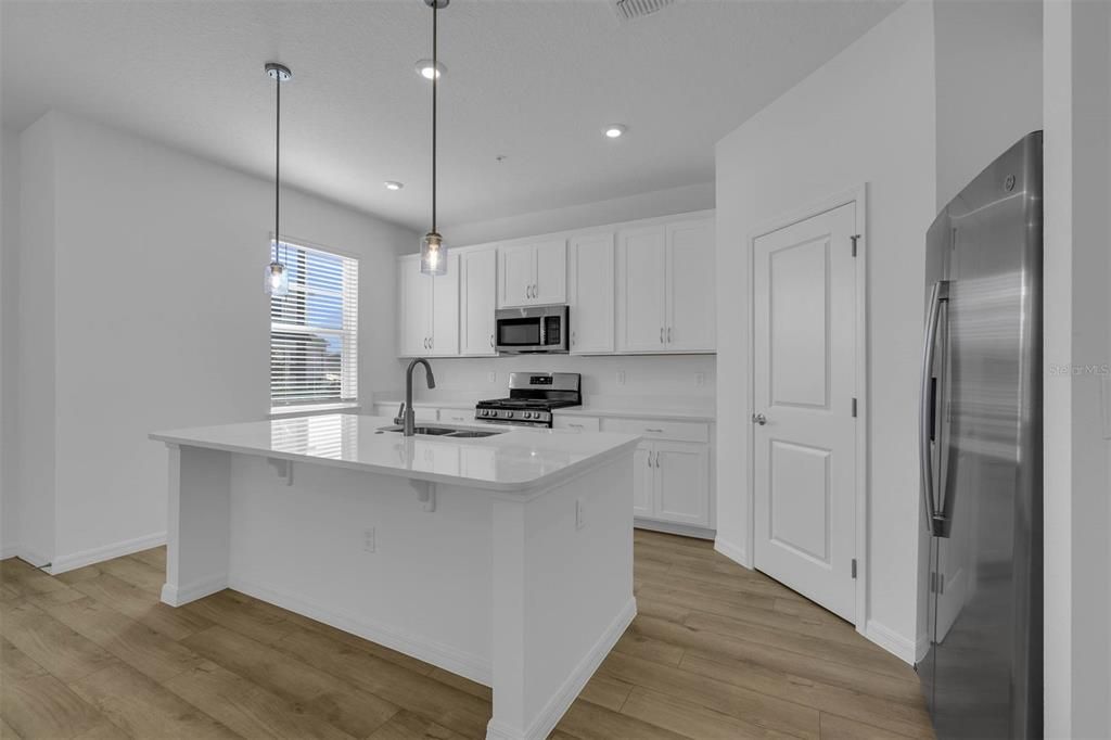 For Sale: $361,990 (3 beds, 2 baths, 1496 Square Feet)