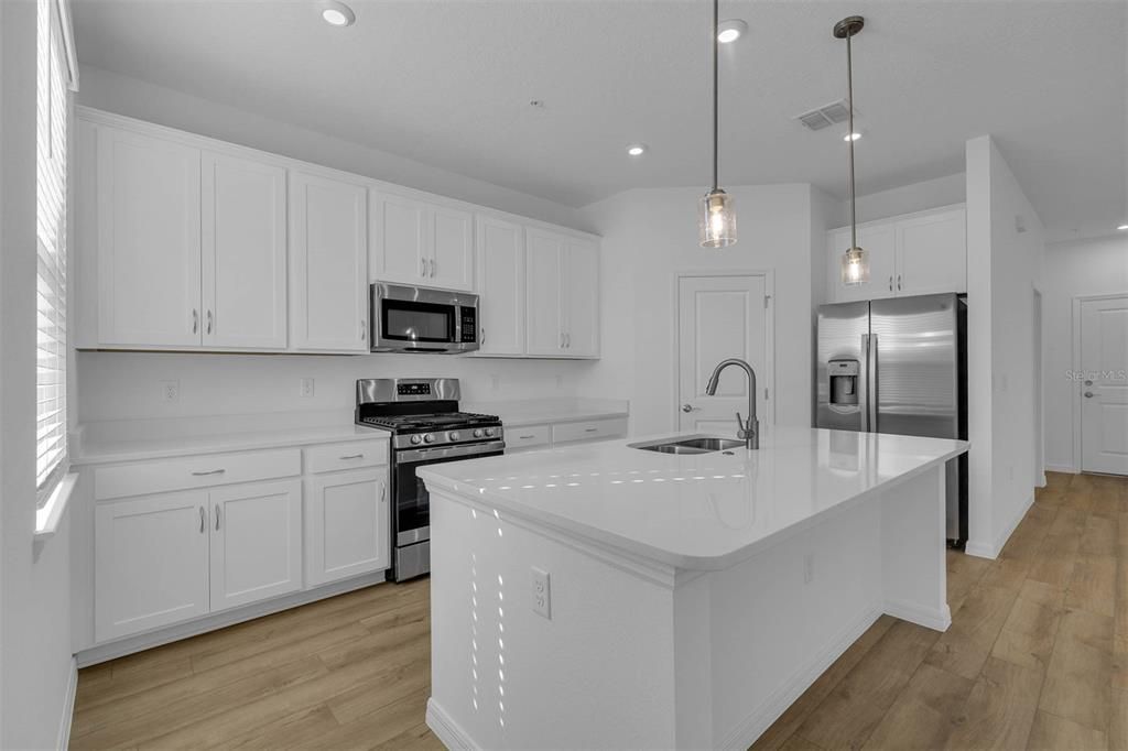 For Sale: $361,990 (3 beds, 2 baths, 1496 Square Feet)