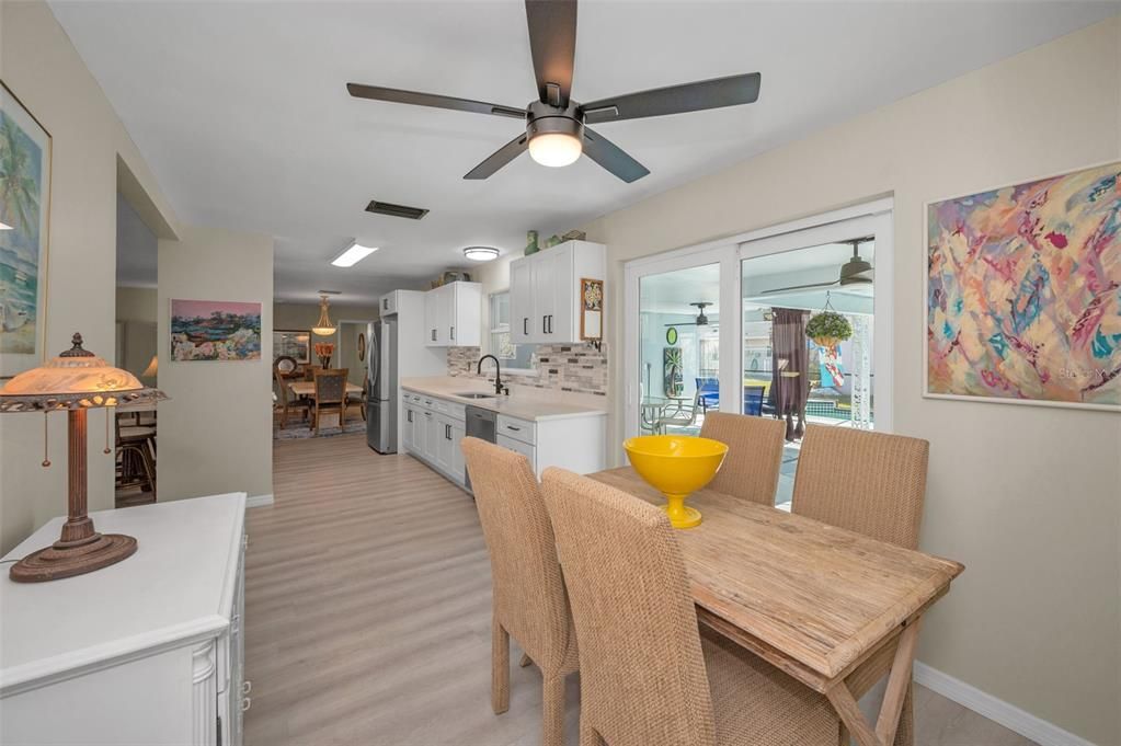 待售: $850,000 (3 贝兹, 3 浴室, 1946 平方英尺)