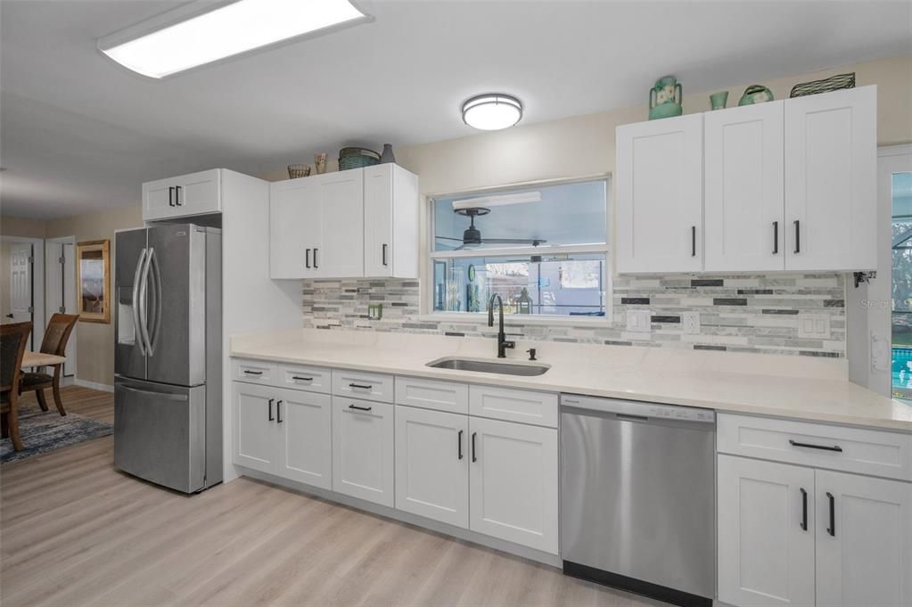 待售: $850,000 (3 贝兹, 3 浴室, 1946 平方英尺)