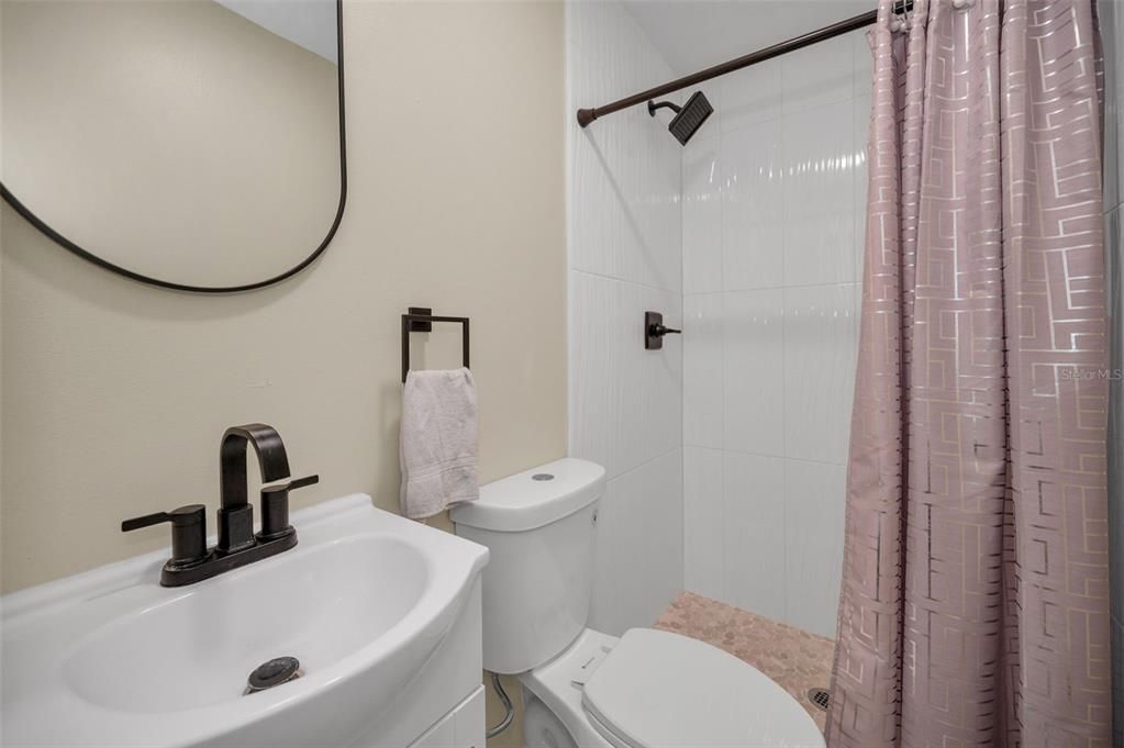 待售: $850,000 (3 贝兹, 3 浴室, 1946 平方英尺)