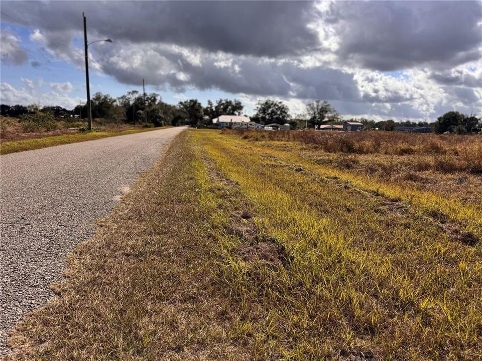 待售: $85,000 (1.52 acres)