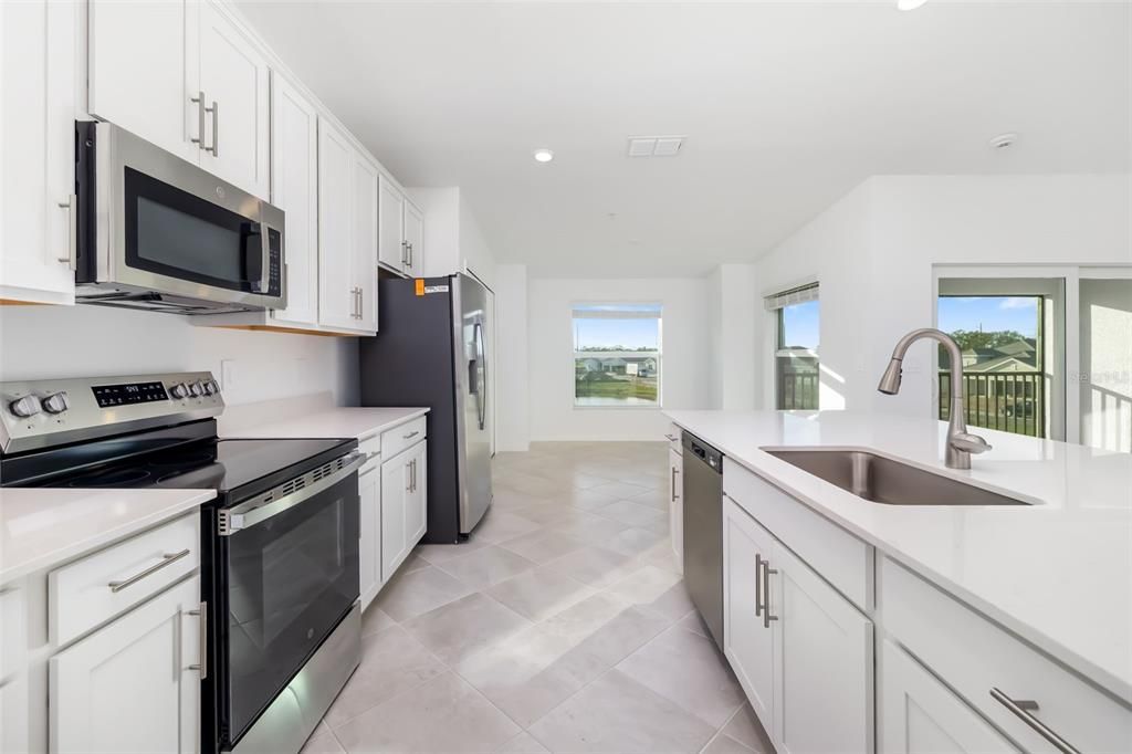 For Rent: $3,100 (2 beds, 2 baths, 1366 Square Feet)