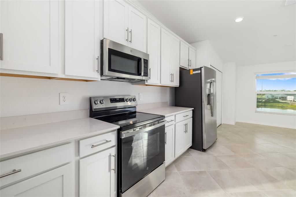 For Rent: $3,100 (2 beds, 2 baths, 1366 Square Feet)