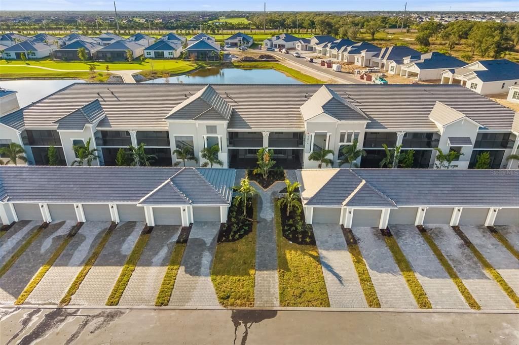 For Rent: $3,100 (2 beds, 2 baths, 1366 Square Feet)