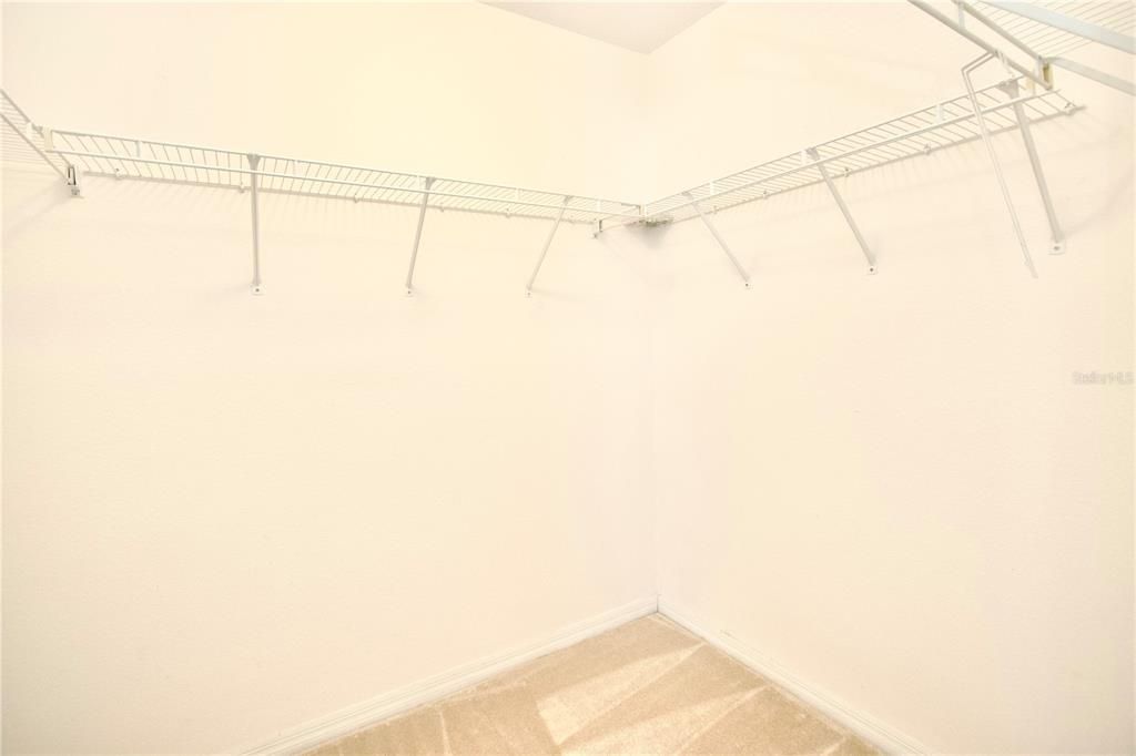 For Sale: $314,900 (2 beds, 2 baths, 1861 Square Feet)