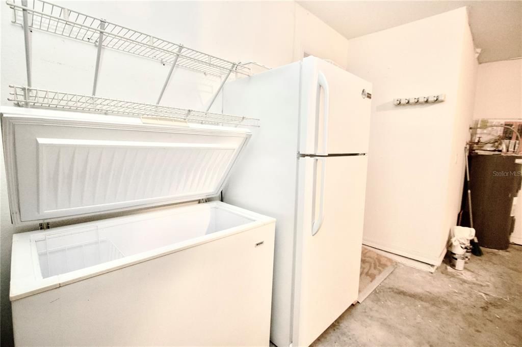 For Sale: $314,900 (2 beds, 2 baths, 1861 Square Feet)