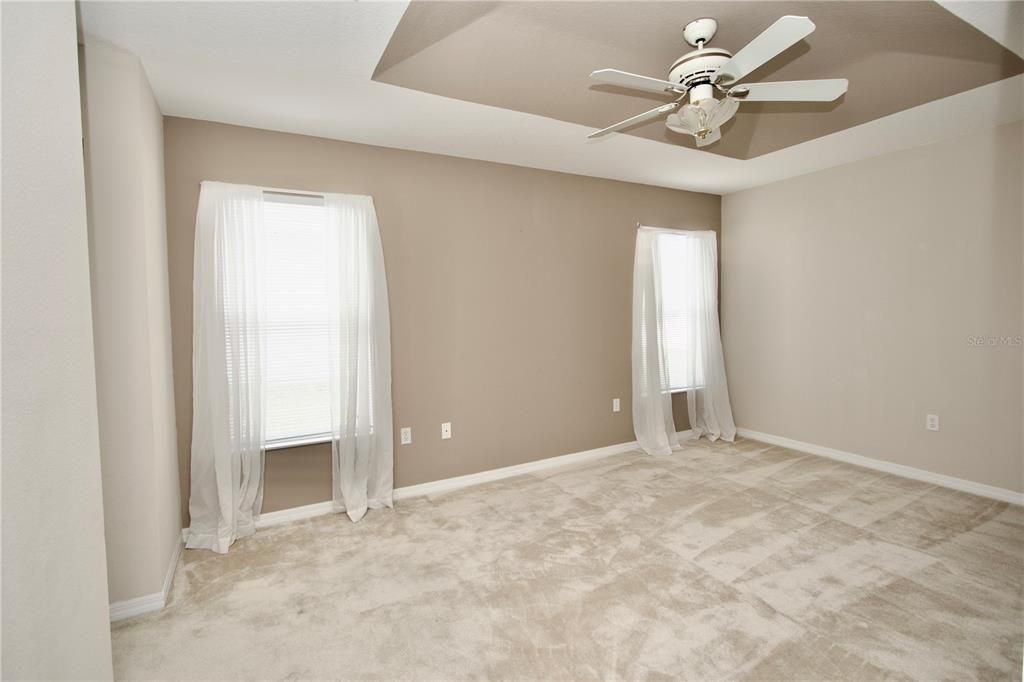 For Sale: $314,900 (2 beds, 2 baths, 1861 Square Feet)