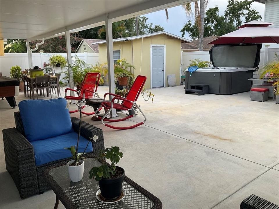 For Sale: $460,000 (3 beds, 2 baths, 1152 Square Feet)