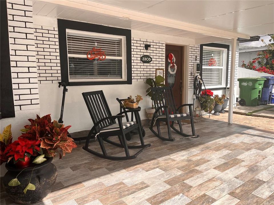 For Sale: $460,000 (3 beds, 2 baths, 1152 Square Feet)