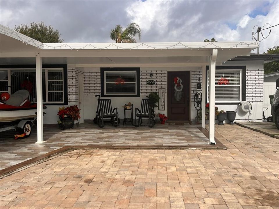 For Sale: $460,000 (3 beds, 2 baths, 1152 Square Feet)