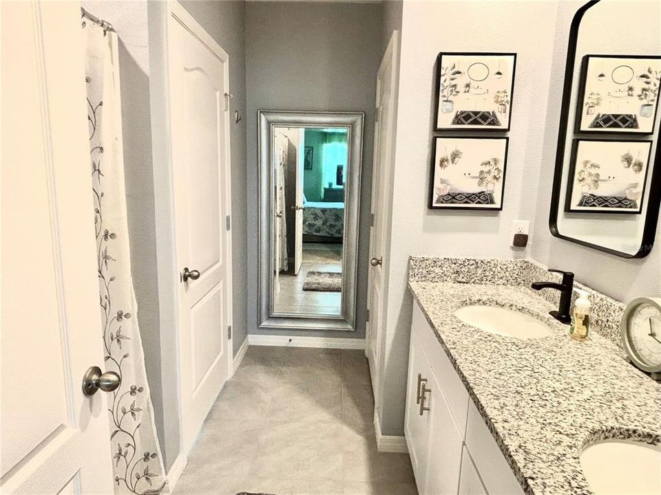 For Sale: $344,900 (3 beds, 2 baths, 1666 Square Feet)