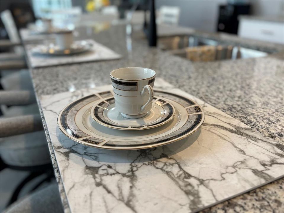 For Sale: $344,900 (3 beds, 2 baths, 1666 Square Feet)