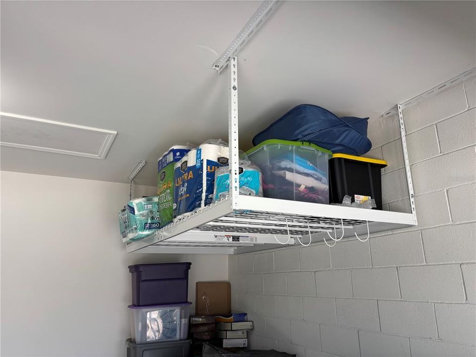 For Sale: $344,900 (3 beds, 2 baths, 1666 Square Feet)