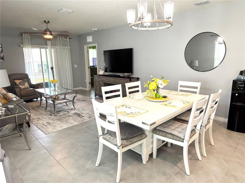 For Sale: $344,900 (3 beds, 2 baths, 1666 Square Feet)