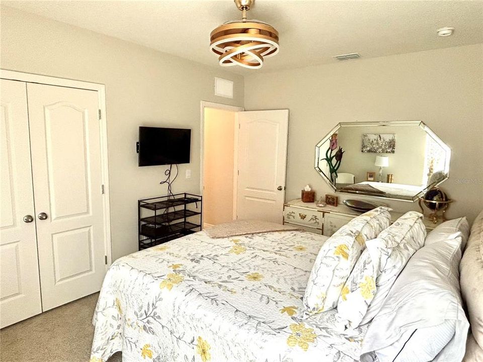 For Sale: $344,900 (3 beds, 2 baths, 1666 Square Feet)