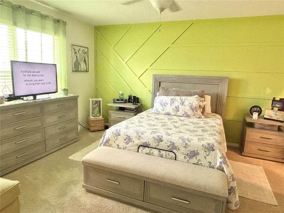 For Sale: $344,900 (3 beds, 2 baths, 1666 Square Feet)