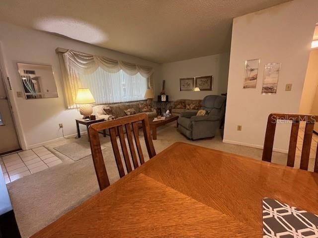 For Sale: $159,000 (2 beds, 1 baths, 837 Square Feet)