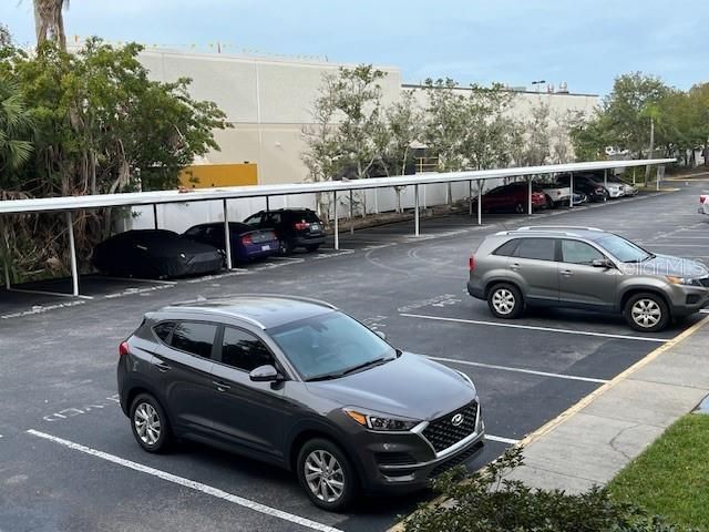 For Sale: $159,000 (2 beds, 1 baths, 837 Square Feet)