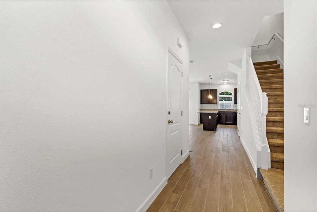 For Rent: $1,995 (3 beds, 2 baths, 1442 Square Feet)