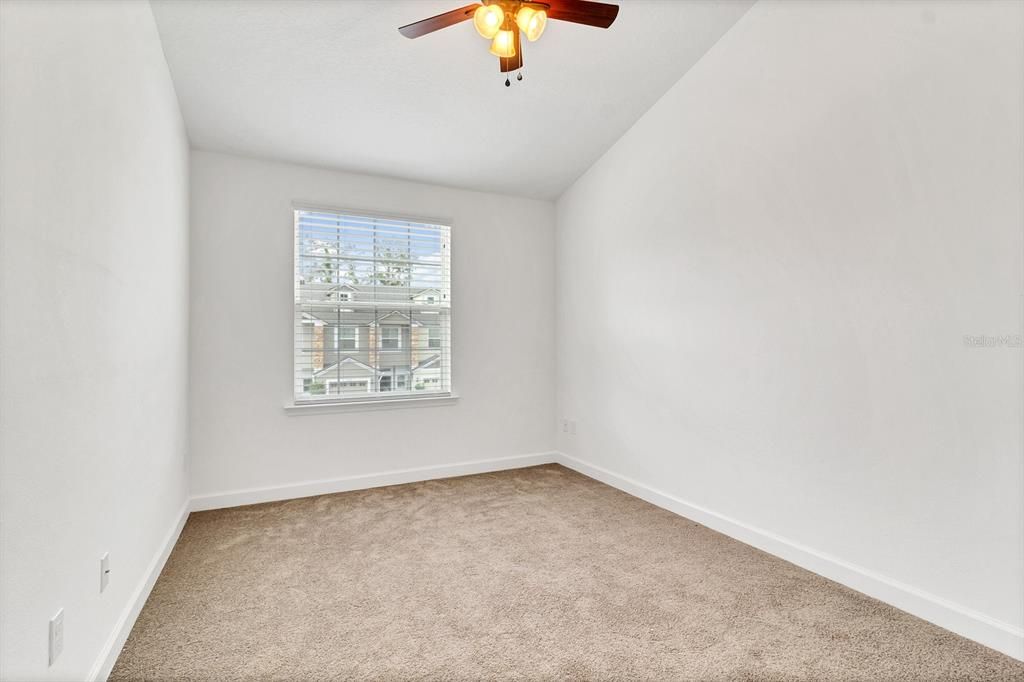 For Rent: $1,995 (3 beds, 2 baths, 1442 Square Feet)