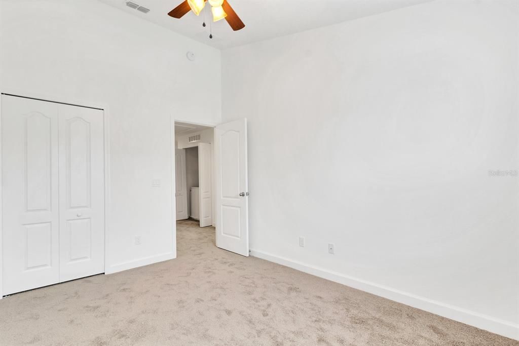 For Rent: $1,995 (3 beds, 2 baths, 1442 Square Feet)