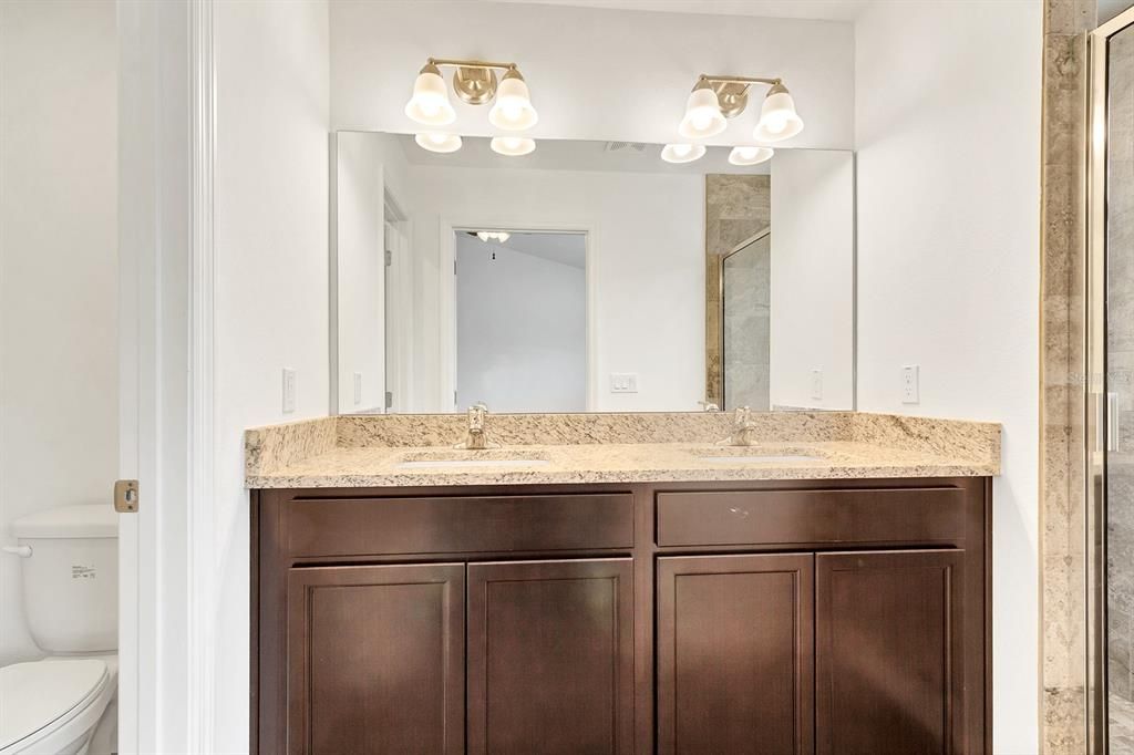 For Rent: $1,995 (3 beds, 2 baths, 1442 Square Feet)