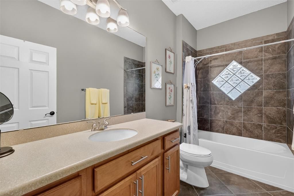 На продажу: $510,000 (3 спален, 2 ванн, 1919 Квадратных фут)