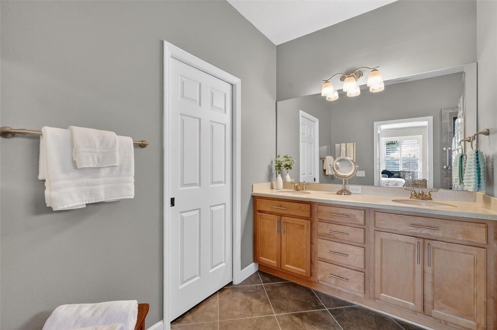 На продажу: $510,000 (3 спален, 2 ванн, 1919 Квадратных фут)