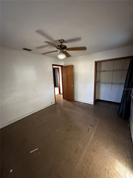 En Venta: $260,000 (3 camas, 1 baños, 950 Pies cuadrados)