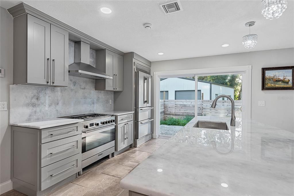 待售: $1,000,000 (0 贝兹, 0 浴室, 2000 平方英尺)