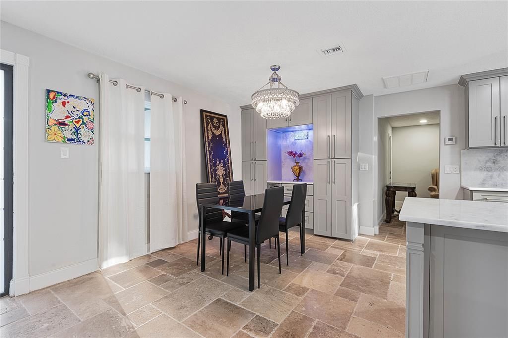 待售: $1,000,000 (0 贝兹, 0 浴室, 2000 平方英尺)