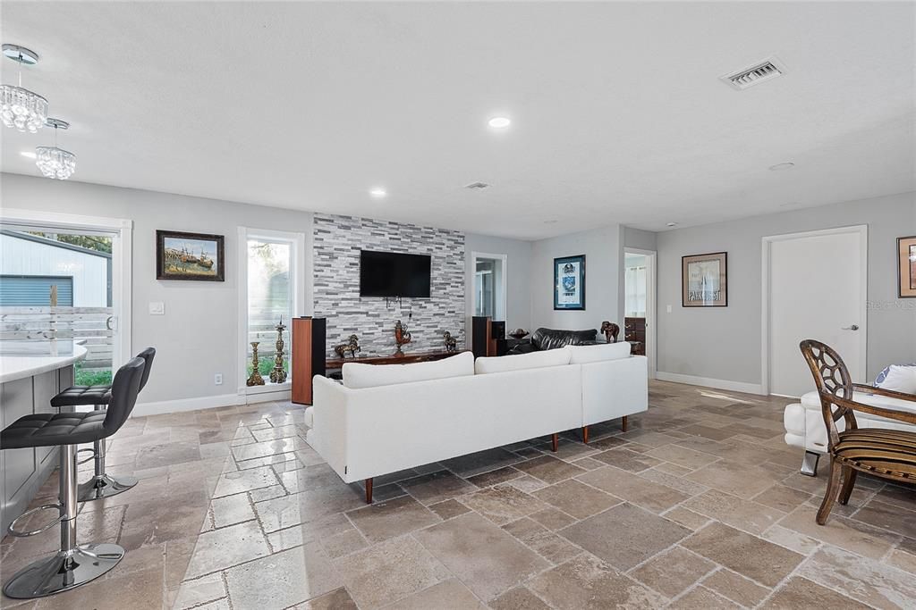 待售: $1,000,000 (0 贝兹, 0 浴室, 2000 平方英尺)