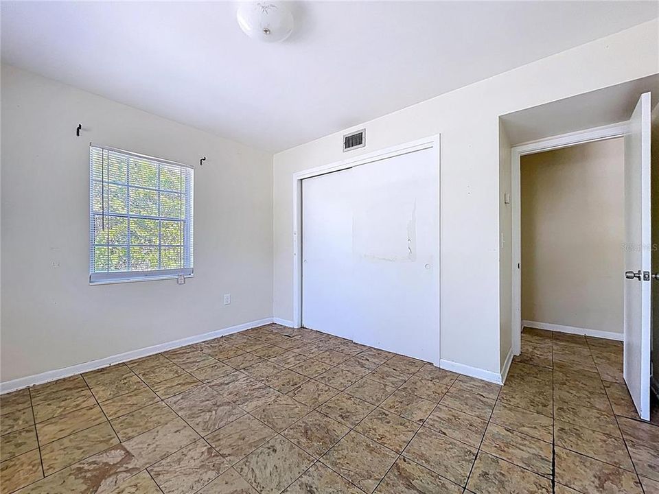 For Sale: $1,050,000 (4 beds, 2 baths, 1344 Square Feet)