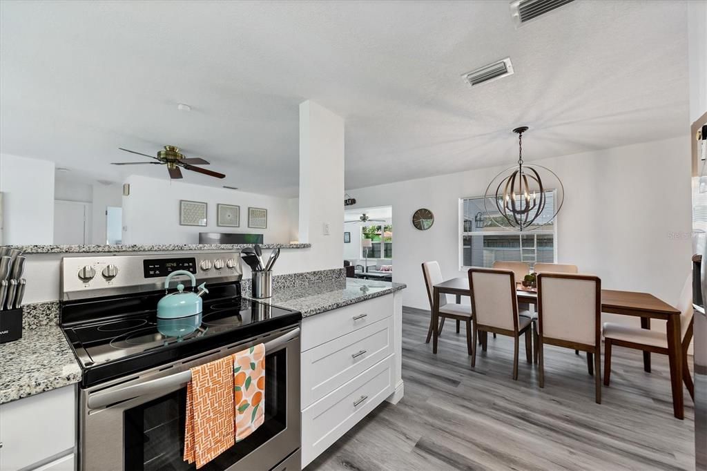 待售: $440,000 (3 贝兹, 2 浴室, 1344 平方英尺)