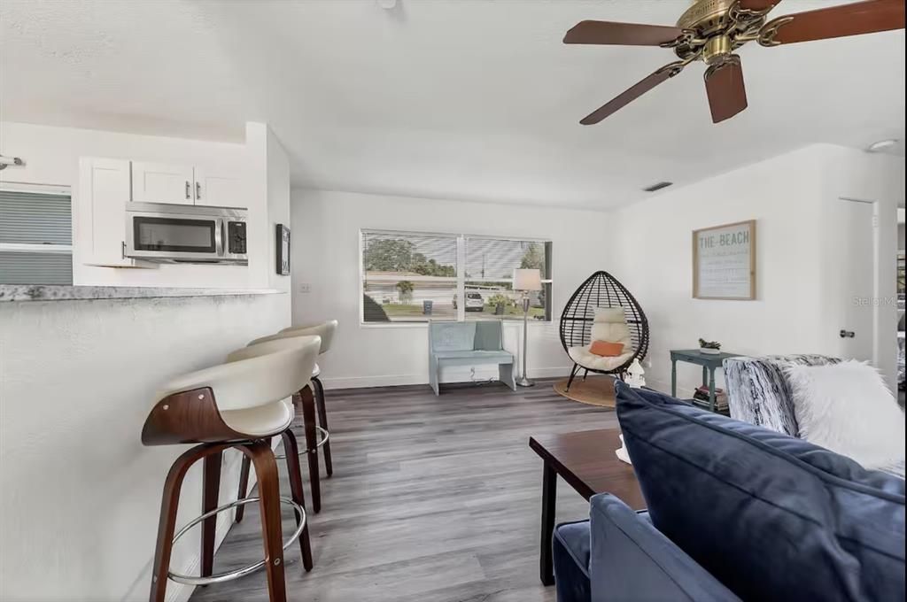 待售: $440,000 (3 贝兹, 2 浴室, 1344 平方英尺)