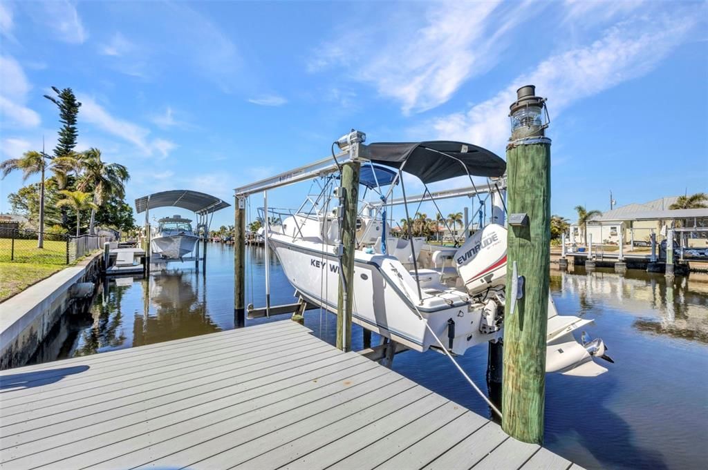 For Sale: $600,000 (3 beds, 2 baths, 1909 Square Feet)