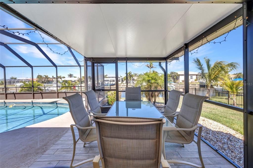 For Sale: $600,000 (3 beds, 2 baths, 1909 Square Feet)