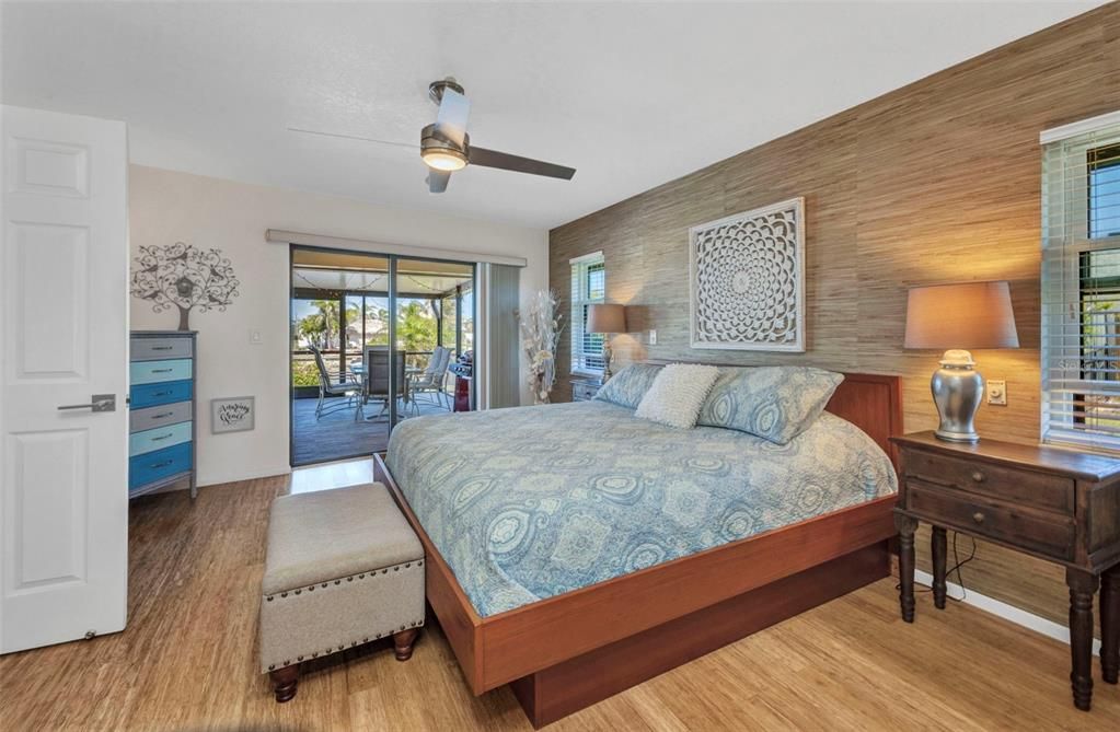 For Sale: $600,000 (3 beds, 2 baths, 1909 Square Feet)