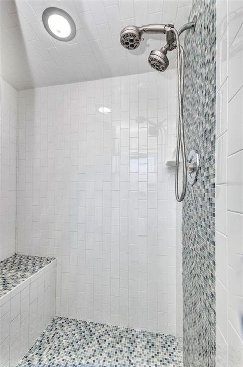 For Sale: $600,000 (3 beds, 2 baths, 1909 Square Feet)