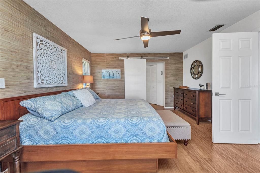 For Sale: $600,000 (3 beds, 2 baths, 1909 Square Feet)