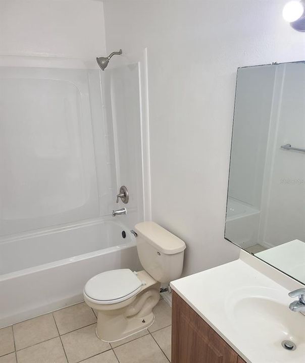 For Sale: $215,000 (3 beds, 2 baths, 1188 Square Feet)