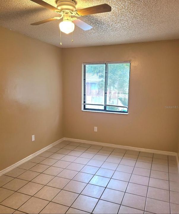 For Sale: $215,000 (3 beds, 2 baths, 1188 Square Feet)