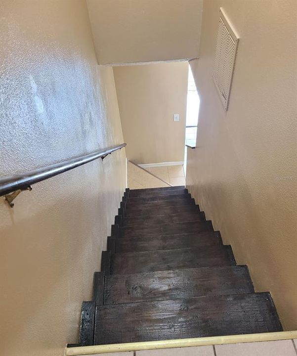 For Sale: $215,000 (3 beds, 2 baths, 1188 Square Feet)