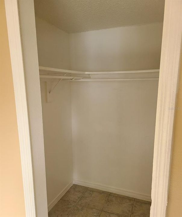 For Sale: $215,000 (3 beds, 2 baths, 1188 Square Feet)