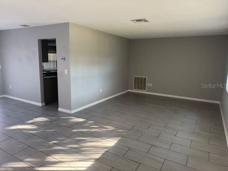 For Rent: $1,595 (2 beds, 2 baths, 1334 Square Feet)