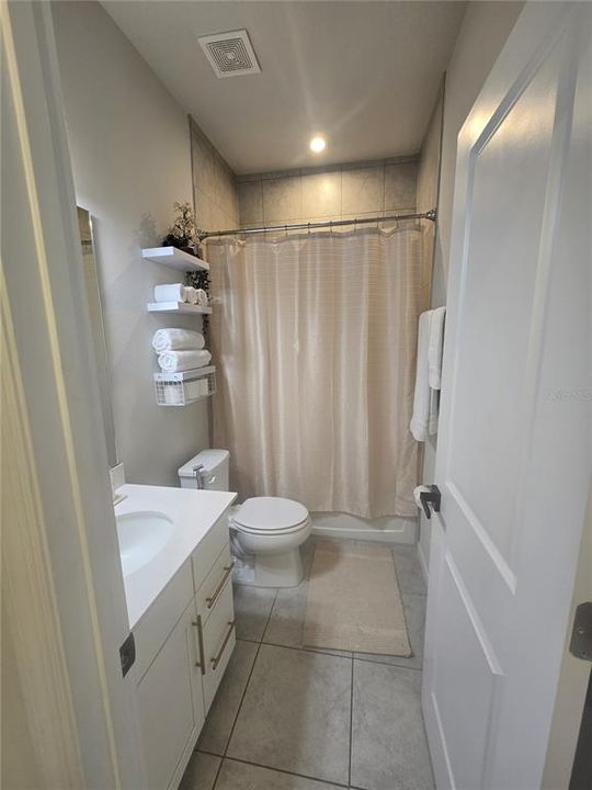 На продажу: $435,000 (3 спален, 2 ванн, 1554 Квадратных фут)